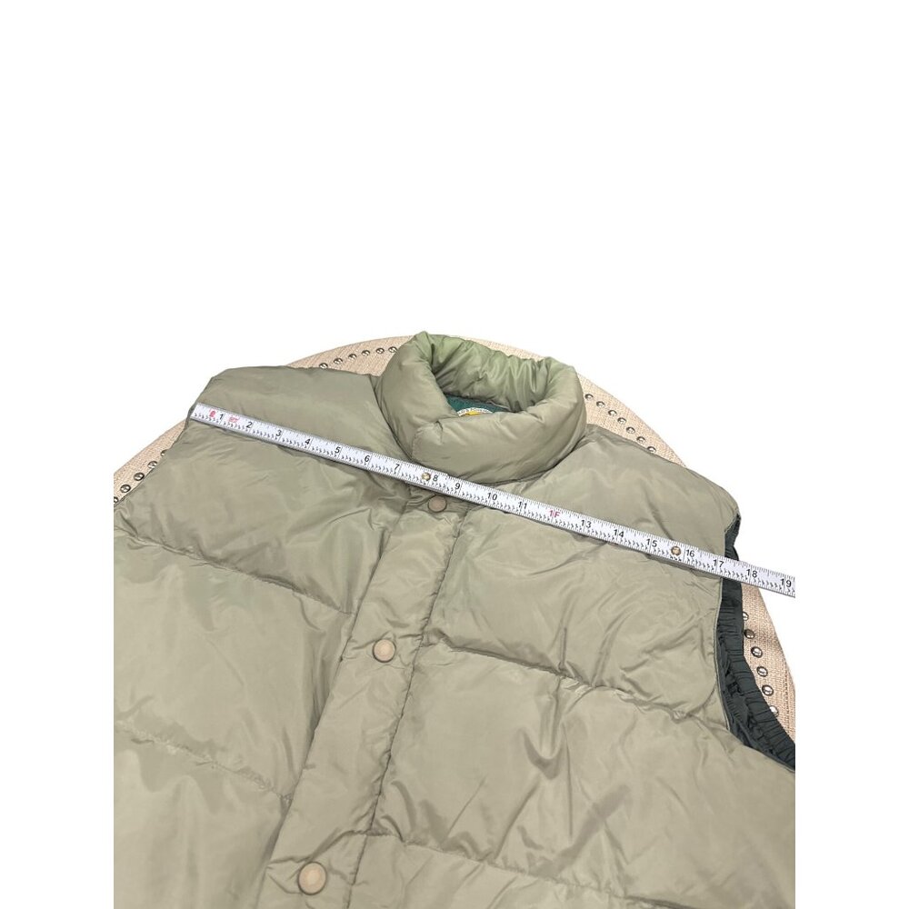 Cabelas outdoor gear goose down green vest size Large Regual SKU 3038 - Picture 7 of 14
